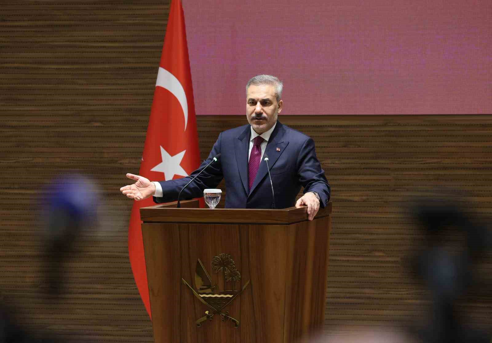 bakan fidan pakistanli kardeslerimizin ortaya koydugu caba her turlu takdirin ustunde 7 Ep2gLF6c
