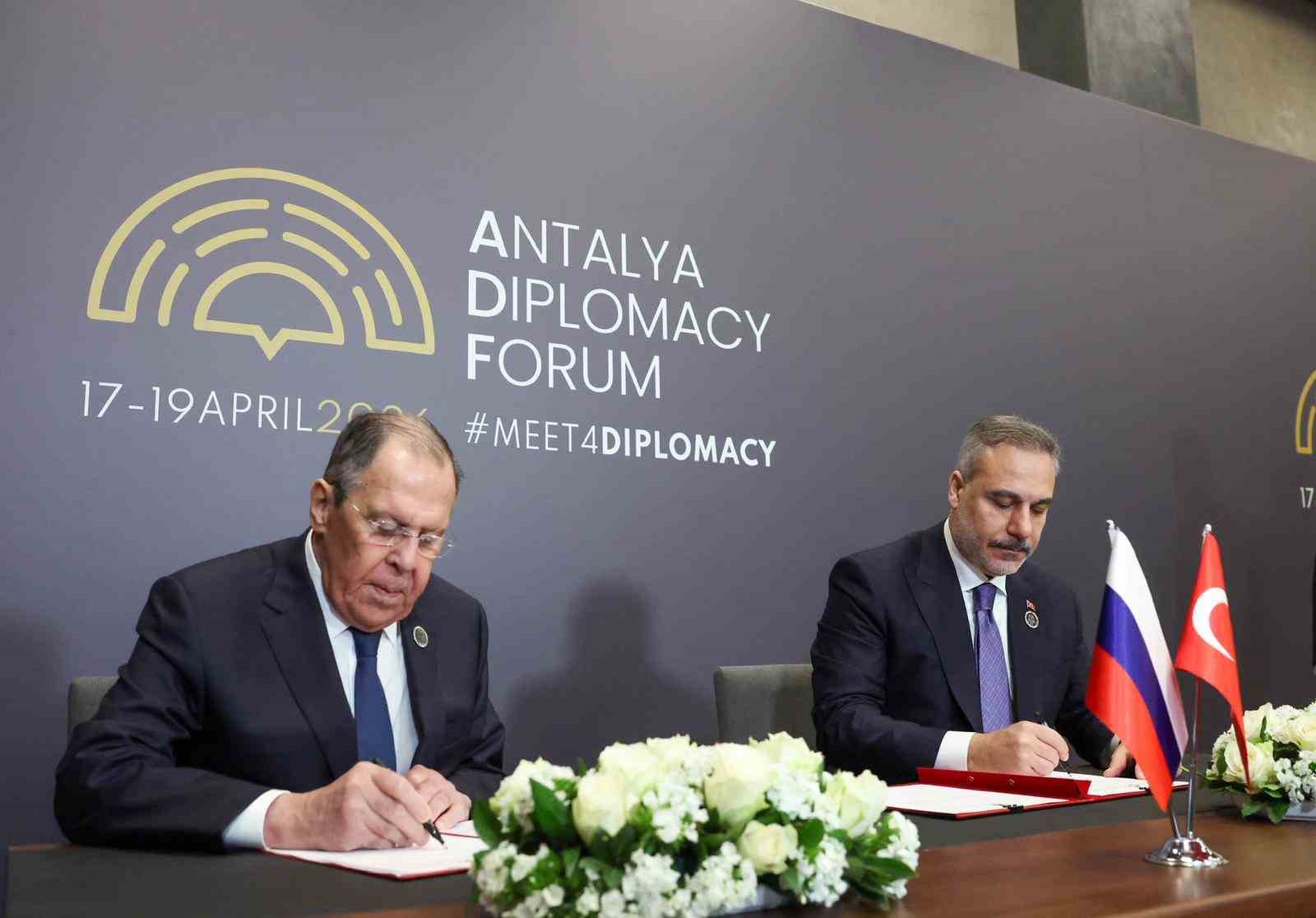 bakan fidan rus mevkidasi lavrov ile 2026 2027 istisare eylem planini imzaladi 10 ajUBRHGQ