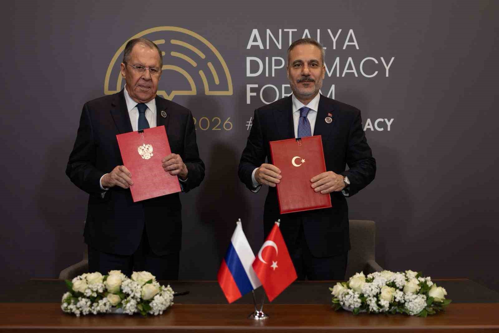 bakan fidan rus mevkidasi lavrov ile 2026 2027 istisare eylem planini imzaladi 4 6HQs9H45