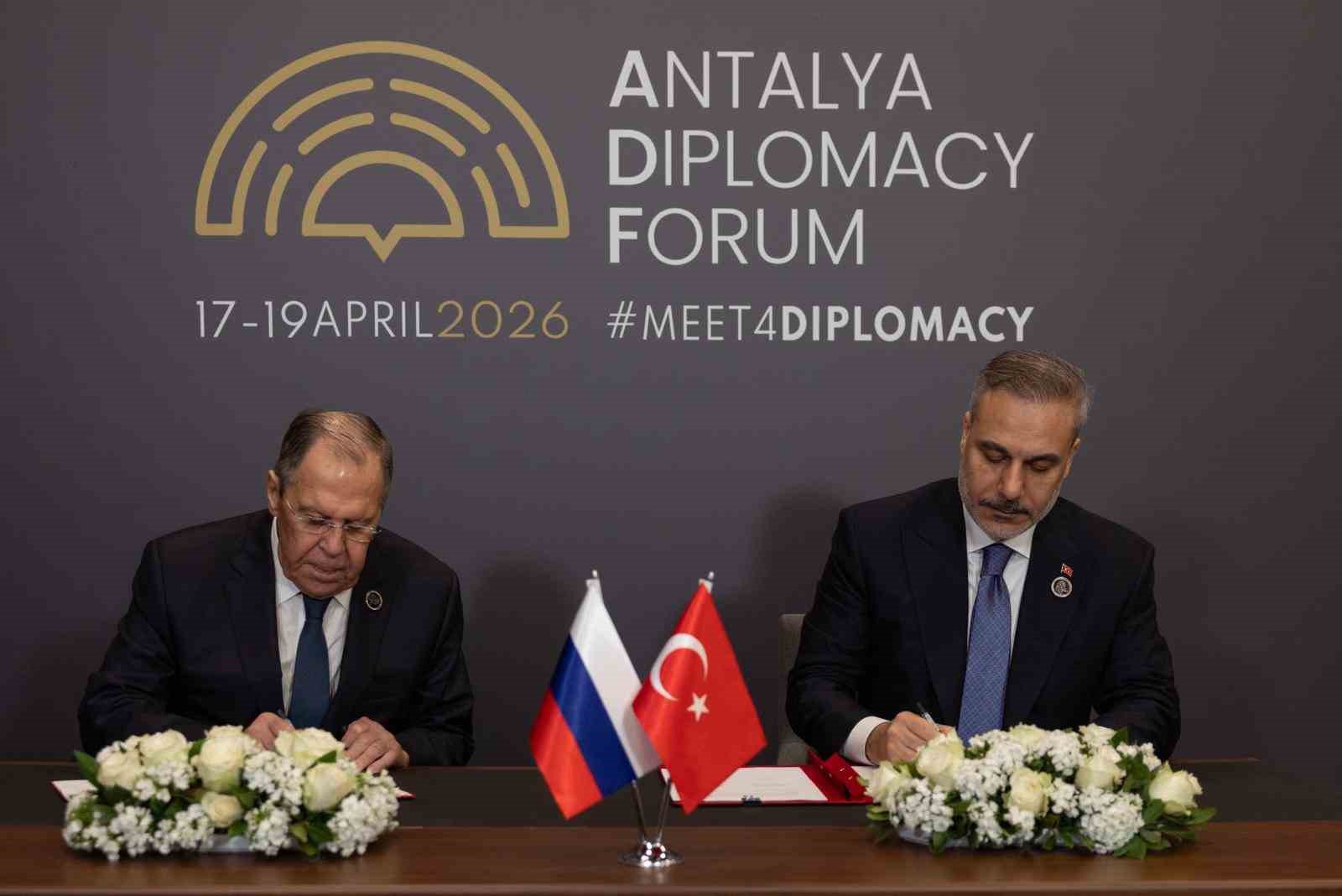 bakan fidan rus mevkidasi lavrov ile 2026 2027 istisare eylem planini imzaladi 5 VqytqB1D