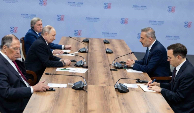 bakan-fidan-rusya-devlet-baskani-putin-ile-gorustu-Q65dDXaH.jpg
