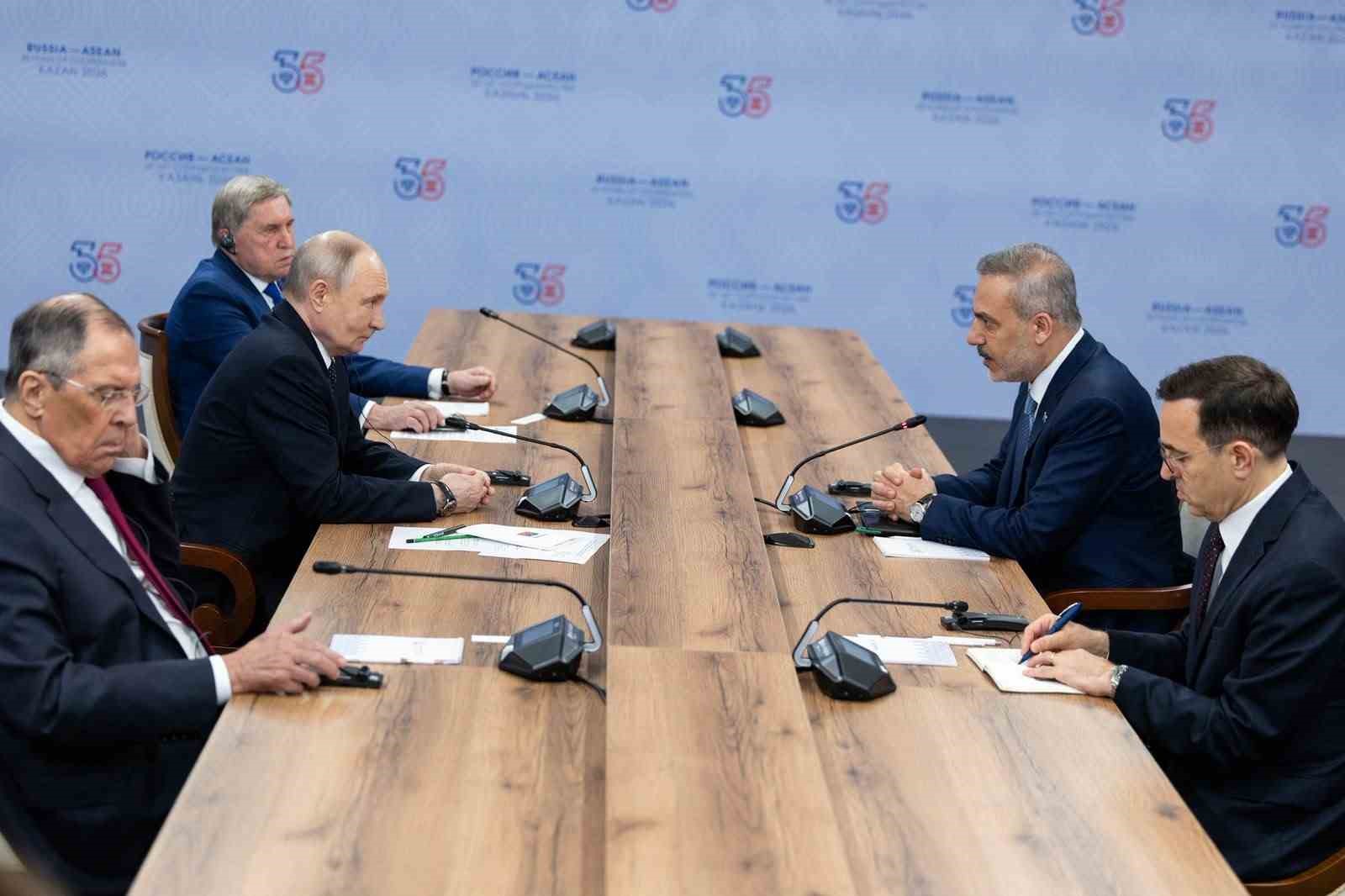 bakan-fidan-rusya-devlet-baskani-putin-ile-gorustu-Q65dDXaH.jpg