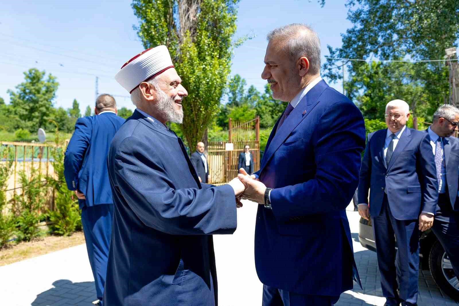 Bakan Fidan, Sofya Yüksek İslam Enstitüsü’nü ziyaret etti 5 bakan fidan sofya yuksek islam enstitusunu ziyaret etti 1 hgqWnEaV