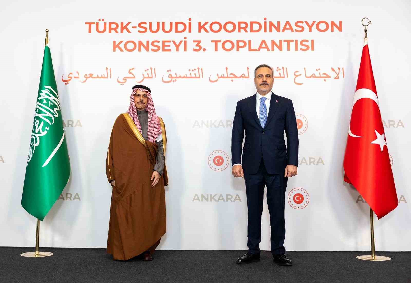 Bakan Fidan, Suudi mevkidaşı Al-Suud ile görüştü 5 bakan fidan suudi mevkidasi al suud ile gorustu 1 n6bQFier