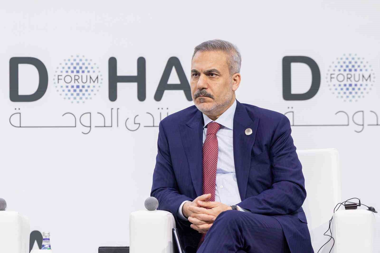 Bakan Fidan: "Trump’ın yapmak istedikleri, Türkiye’nin hedef ve çıkarlarıyla büyük ölçüde örtüşüyor" 7 bakan fidan trumpin yapmak istedikleri turkiyenin hedef ve cikarlariyla buyuk olcude ortusuyor 3 J3XAcmVA