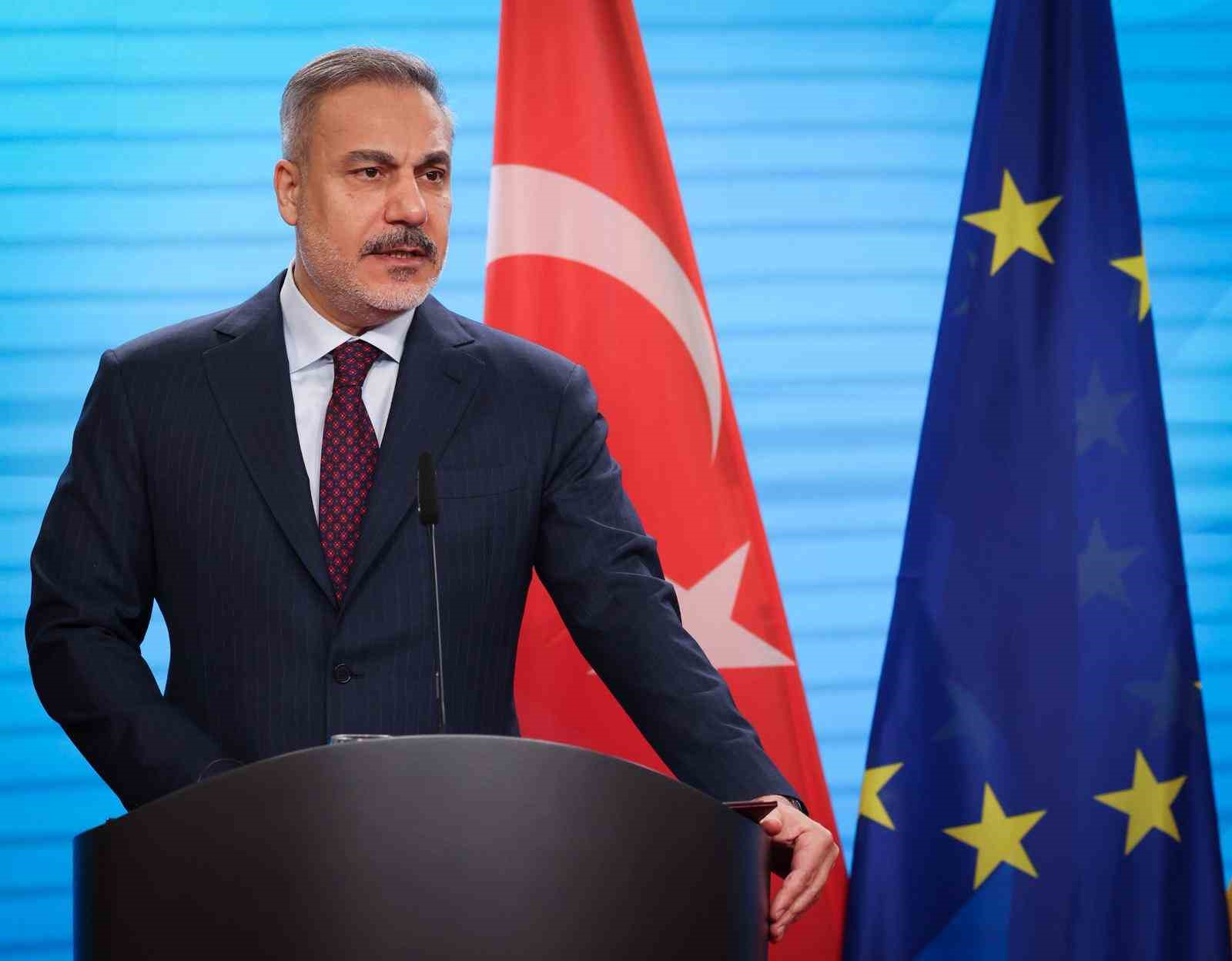 Bakan Fidan: "Türkiye, Rusya Ukrayna arasındaki müzakerelere ev sahipliğine yapmaya hazır" 6 bakan fidan turkiye rusya ukrayna arasindaki muzakerelere ev sahipligine yapmaya hazir 2 aYsXubdG