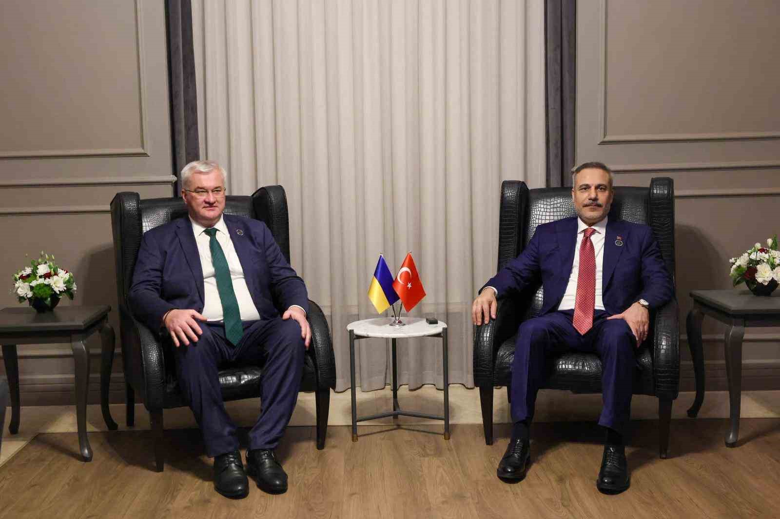 bakan fidan ukraynali mevkidasi ile bir araya geldi 1 kjNMUJml