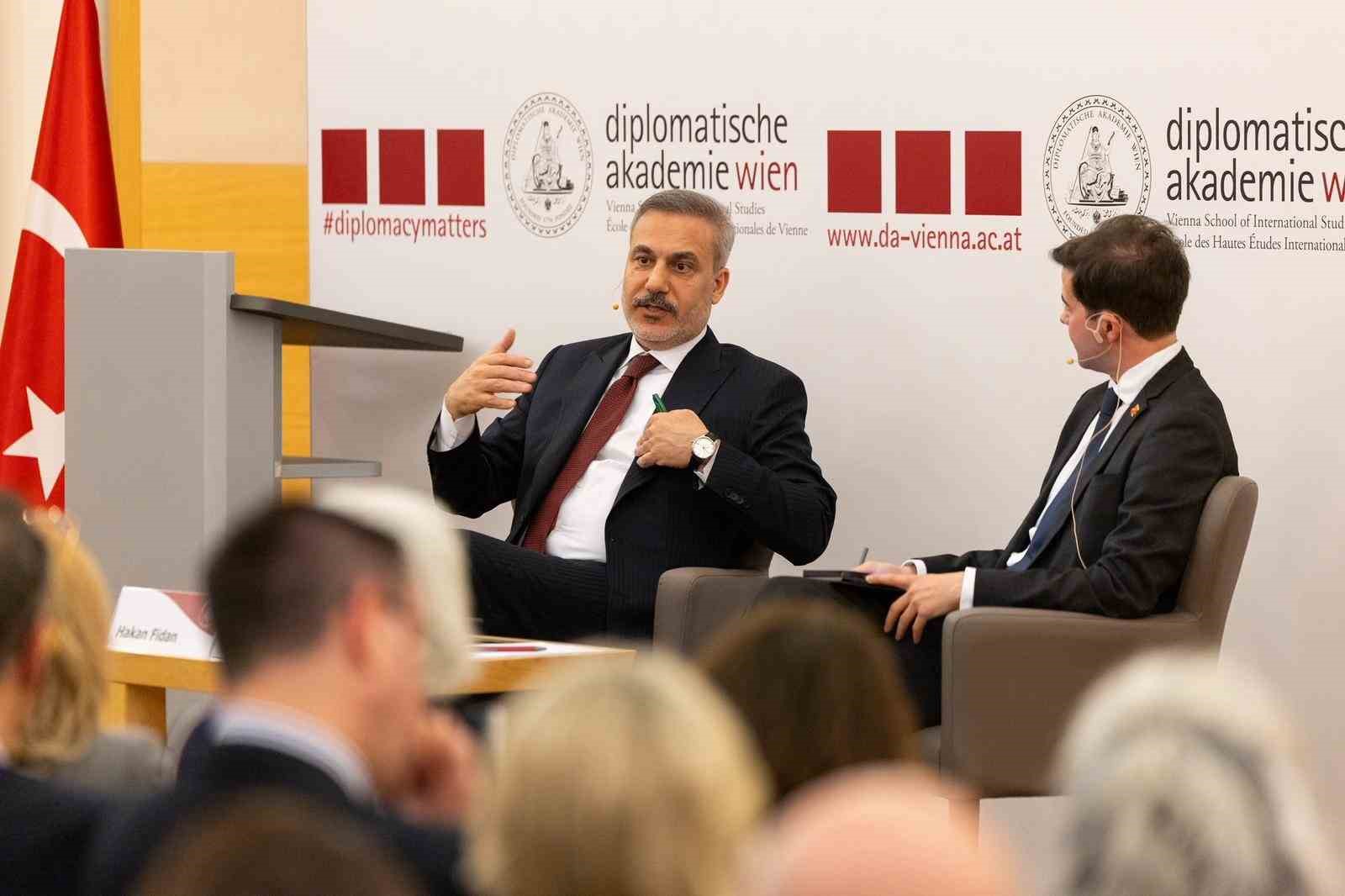 bakan fidan viyana diplomasi akademisinde duzenlenen konferansa katildi 8 EKXrlLUl