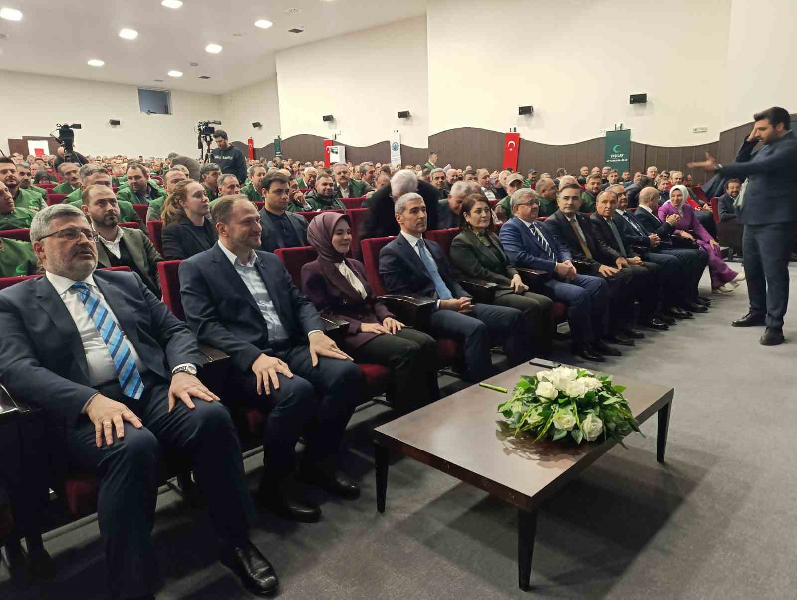 Bakan Göktaş: "15 yaş altı sosyal medya düzenlemesini, sadece teknik bir denetim meselesi olarak görmüyoruz" 4 bakan goktas 15 yas alti sosyal medya duzenlemesini sadece teknik bir denetim meselesi olarak D1KrmCUm
