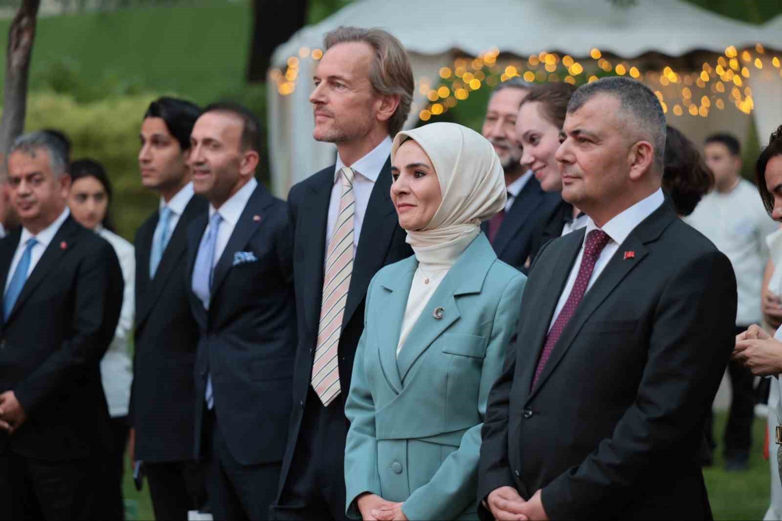 bakan goktas belcikanin turk savunma sanayisine gosterdigi ilgiyi memnuniyetle karsiliyoruz 0 Elhhgz2K