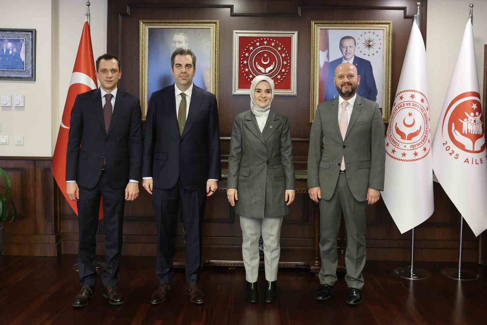 Bakan Göktaş: "Çocuklarımızın ve gençlerimizin potansiyellerini en iyi şekilde keşfetmelerine katkı sağlamayı sürdüreceğiz" 4 bakan goktas cocuklarimizin ve genclerimizin potansiyellerini en iyi sekilde kesfetmelerine katki saglamayi surdurecegiz 0 5zh4plUv