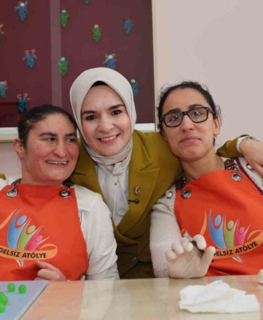 bakan-goktas-duyurdu-2026da-kamuda-bin-573-engelli-vatandas-daha-istihdam-edilecek-kGZIuLvM.jpg
