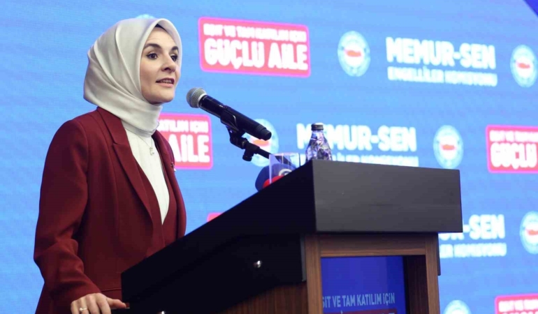 bakan-goktas-engelli-bireylerin-hayatin-her-alanina-katilimi-icin-adimlar-atmak-hepimizin-ortak-sorumlulugudur-F4djvT1O.jpg