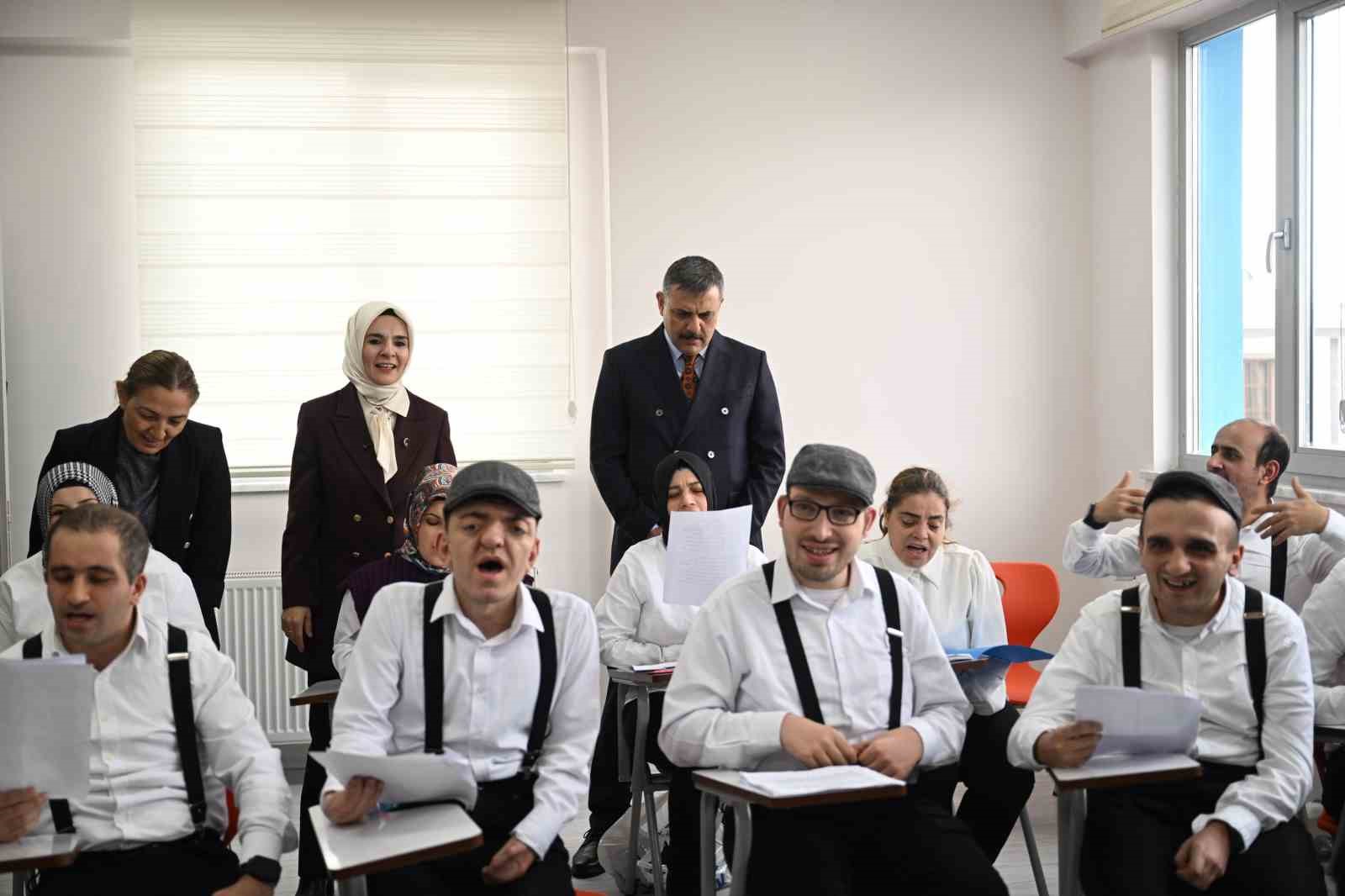 bakan goktas erzurumda engelli aktif yasam merkezinin acilisini yapti 5 dgqswEML