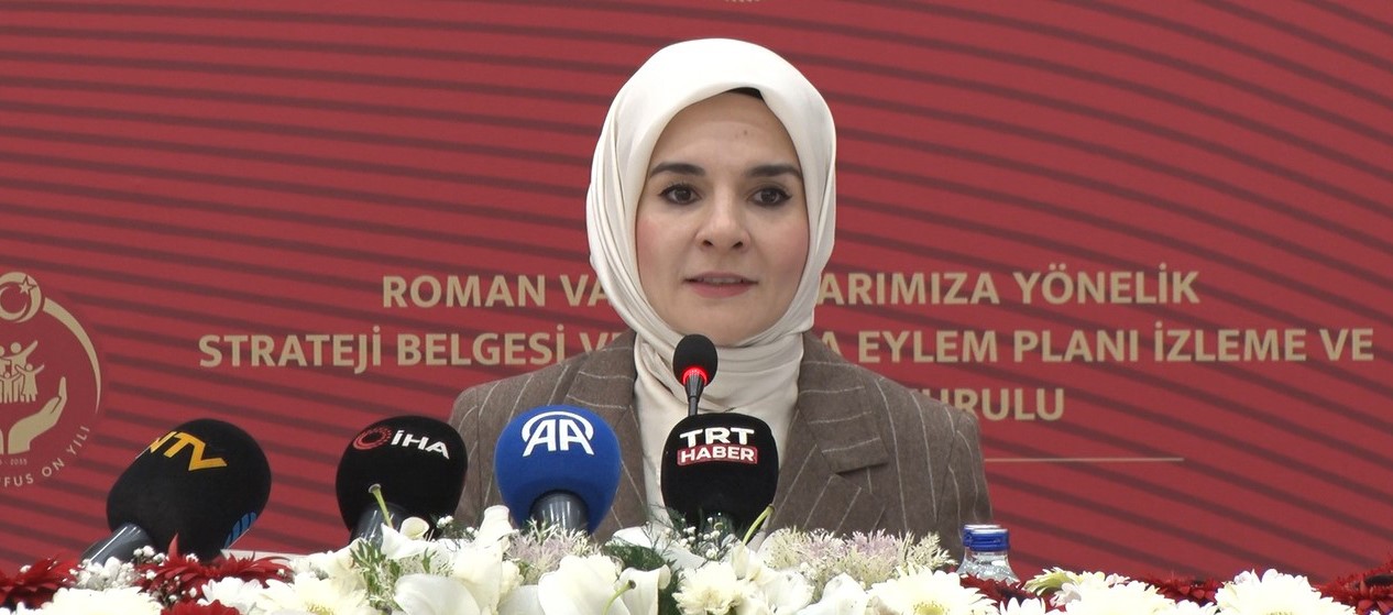 Bakan Göktaş: "Eylem Planıyla, Roman vatandaşlarımızın hayatını iyileştiren hizmetlerimizi büyüteceğiz" 4 bakan goktas eylem planiyla roman vatandaslarimizin hayatini iyilestiren hizmetlerimizi buyutecegiz 0 GpR6LDIC