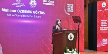 bakan-goktas-girisimci-kadinlara-yuz-yuze-e-ticaret-egitimlerini-turkiyenin-dort-bir-yaninda-yayginlastiracagiz-Y8LSSJWv.jpg