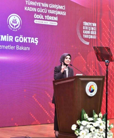 bakan-goktas-girisimci-kadinlara-yuz-yuze-e-ticaret-egitimlerini-turkiyenin-dort-bir-yaninda-yayginlastiracagiz-Y8LSSJWv.jpg