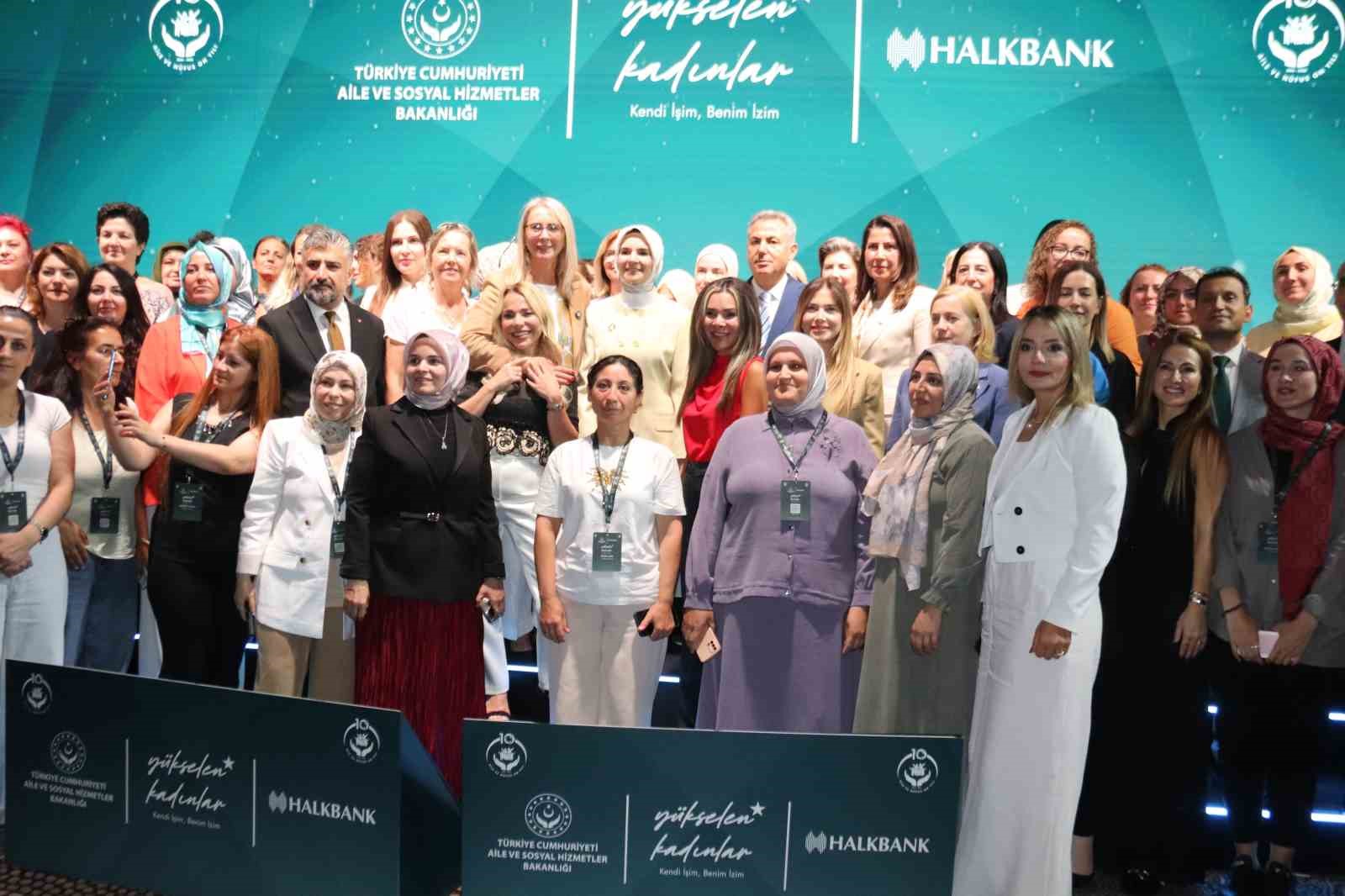 bakan goktas kadin girisimciligine yapilan her yatirim turkiyenin gelecegine yapilan bir yatirimdir 1 mmJFKjPW