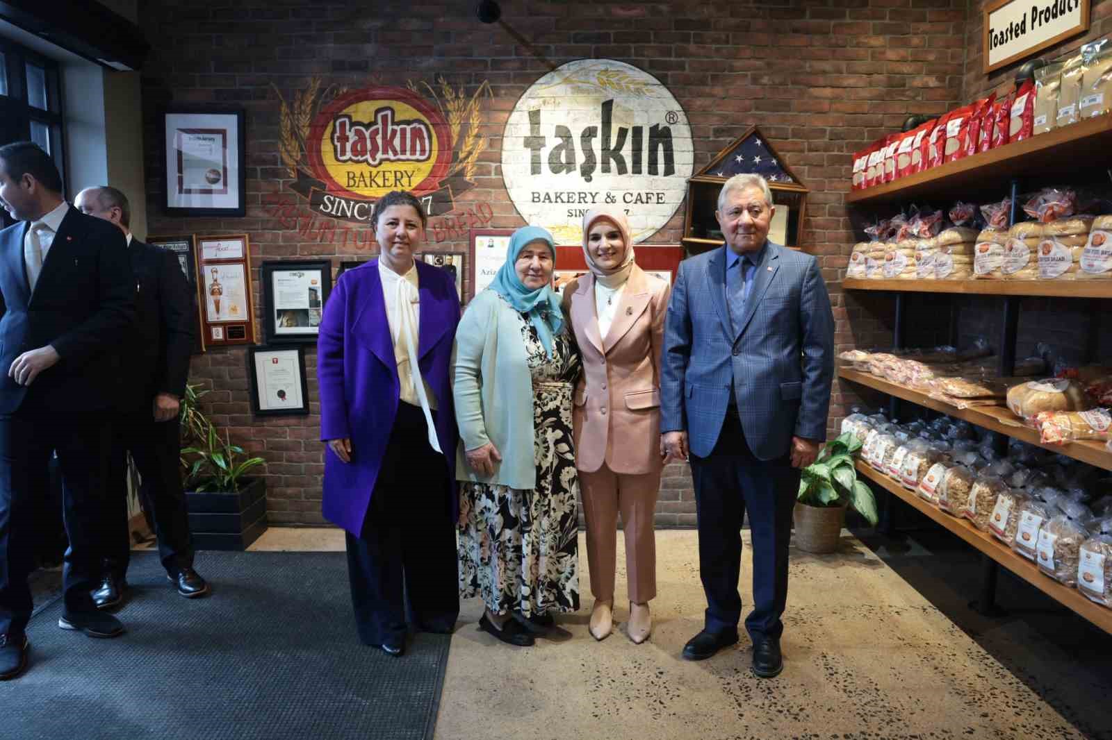 Bakan Göktaş: "Kadınların üretimde, istihdamda ve girişimcilikte daha güçlü şekilde yer aldığı bir Türkiye için çalışmalarımıza kararlılıkla devam edeceğiz" 30 bakan goktas kadinlarin uretimde istihdamda ve girisimcilikte daha guclu sekilde yer aldigi bir turkiye FRRVkVHi