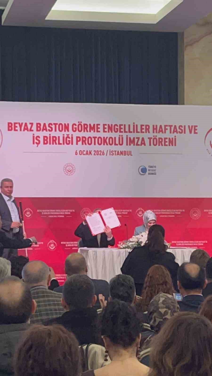 bakan goktas kamuda engelli istihdamindaki artisa dikkat cekti 4