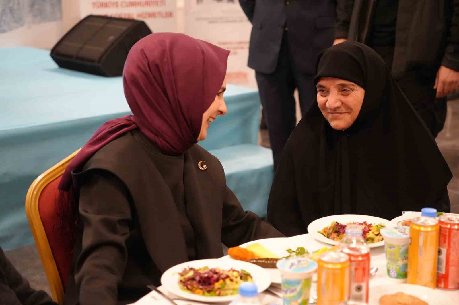 bakan goktas karsta sehit yakinlariyla gonul sofrasinda bulustu 0 GqOvDrv6