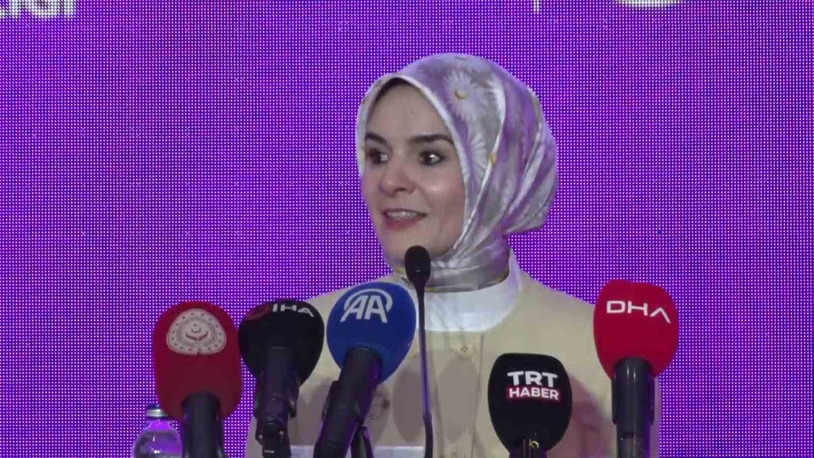 bakan goktas kiz cocuklarimizin muhendislik alaninda daha gorunur olmasini cok onemsiyoruz 0 1H8WGldP