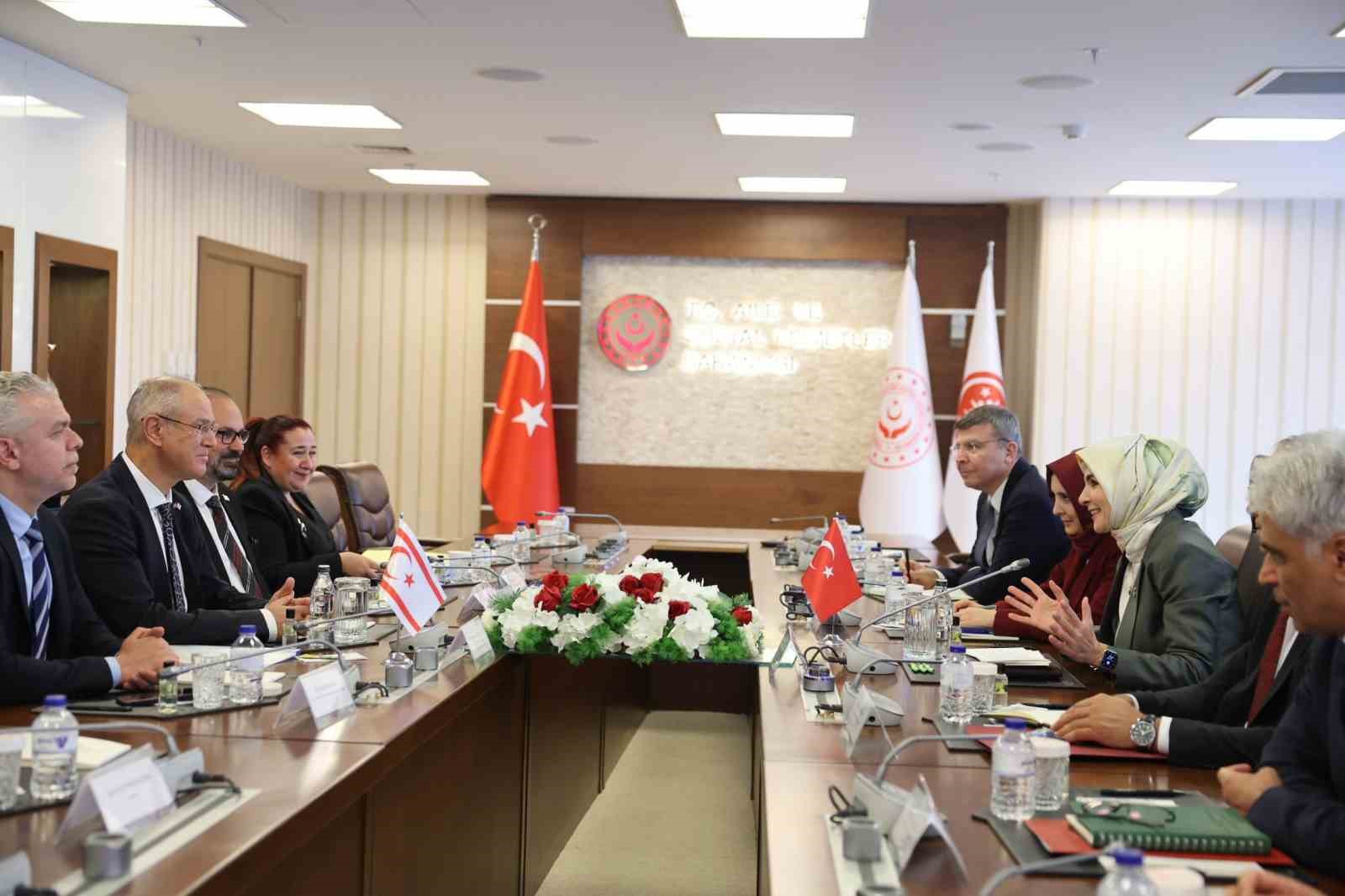 Bakan Göktaş, KKTC Çalışma ve Sosyal Güvenlik Bakanı Hasipoğlu ile bir araya geldi 6 bakan goktas kktc calisma ve sosyal guvenlik bakani hasipoglu ile bir araya geldi 2 WSE6wAh8