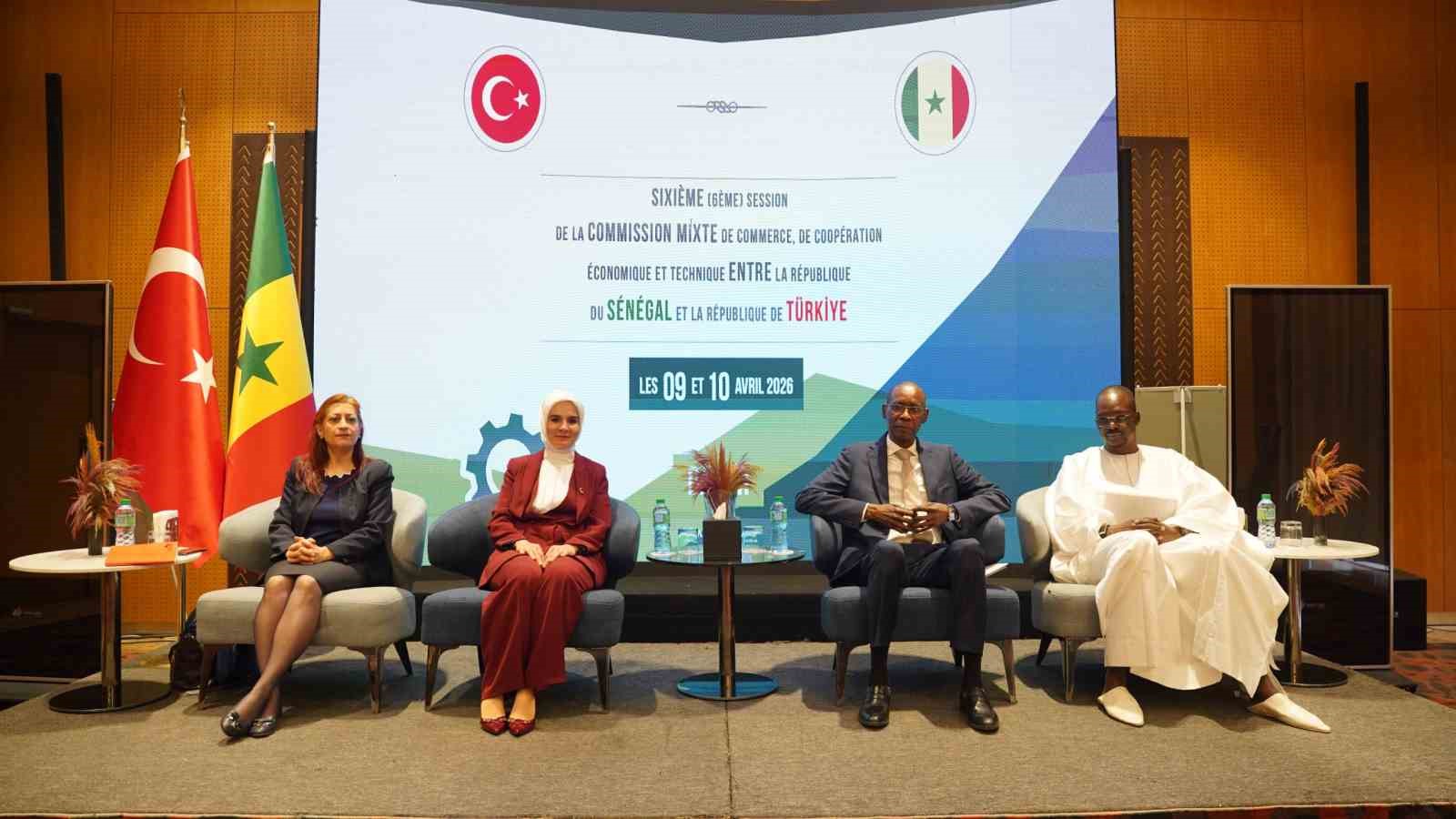 bakan goktas senegalin kalkinma surecine ve insani ihtiyac alanlarina guclu etkin ve surekli bir 5BBUMKkX