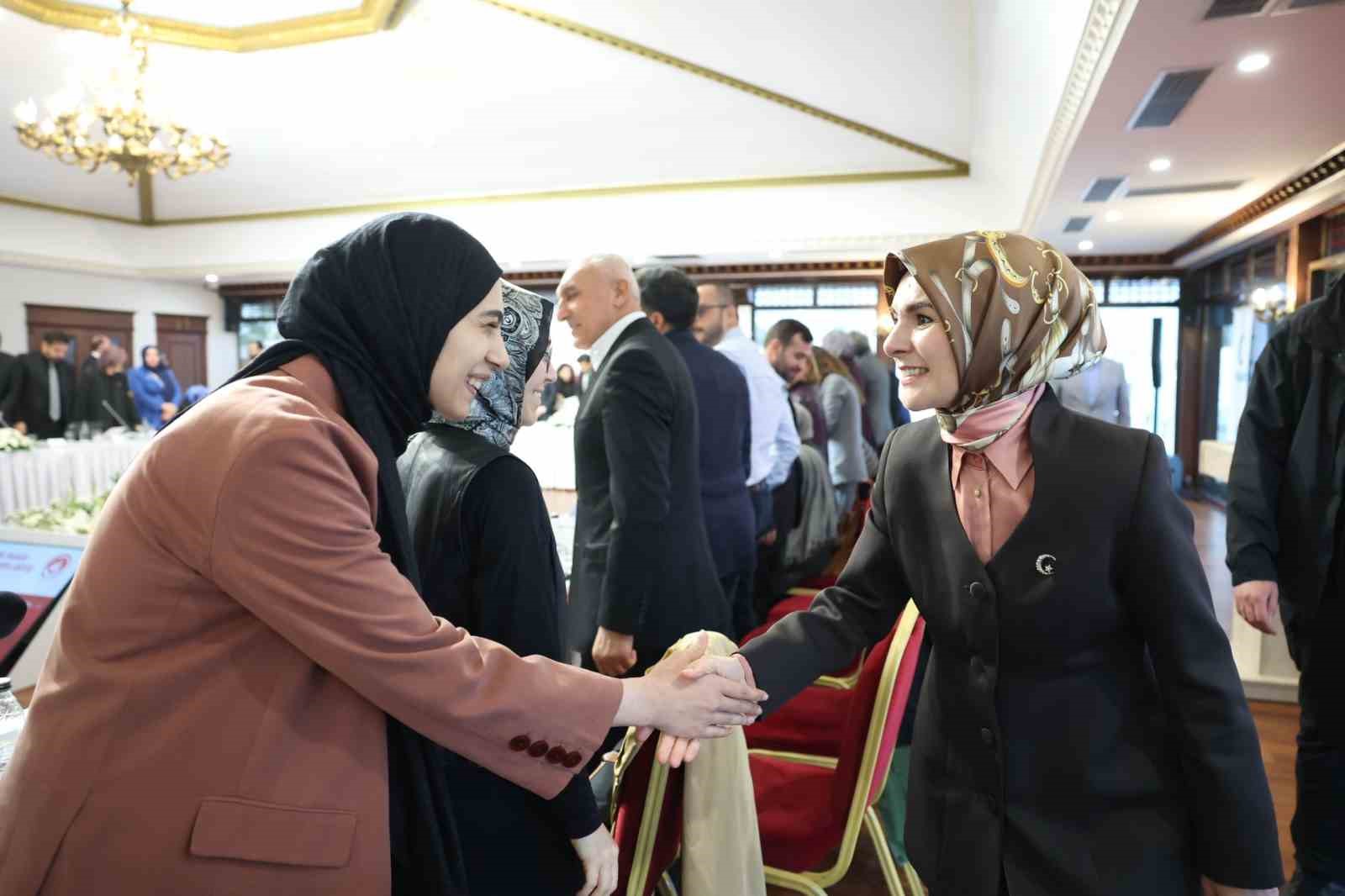 bakan goktas sosyal medya duzenlemesi icin stk temsilcileriyle bir araya geldi 3 RANOK2AS