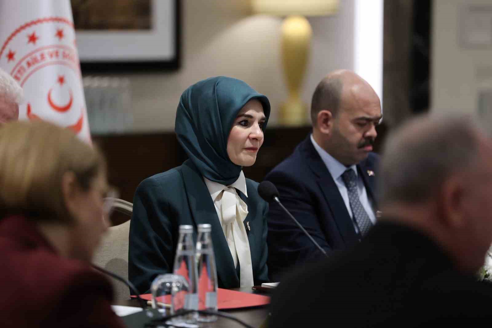 Bakan Göktaş: "Sosyal risk haritalarımızla sahada erken uyarı ve sistematik izleme konusunda yeni bir dönem başlattık" 6 bakan goktas sosyal risk haritalarimizla sahada erken uyari ve sistematik izleme konusunda yeni bir yeCluYkM