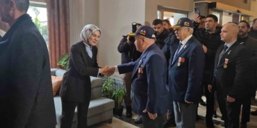 bakan-goktas-tekirdagda-bayram-programina-katildi-3bkG9rbn.jpg