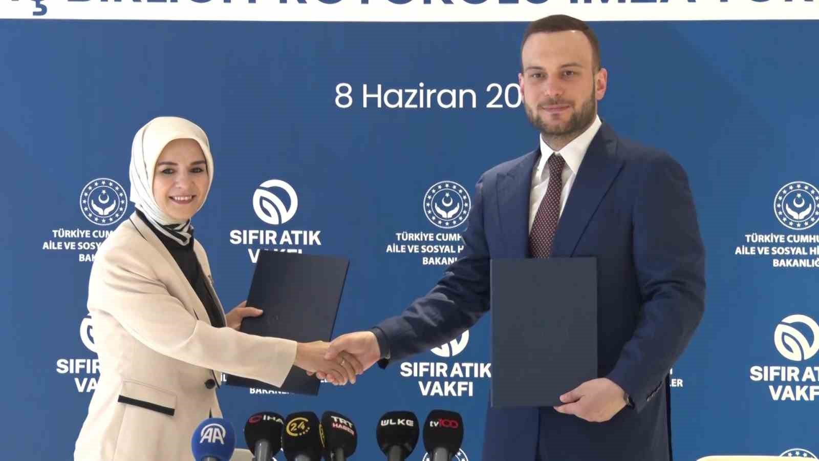 bakan goktas turkiye yuzyili hedeflerimiz ekseninde milletimizin refahini kalici hale getiren projeleri hayata geciriyoruz