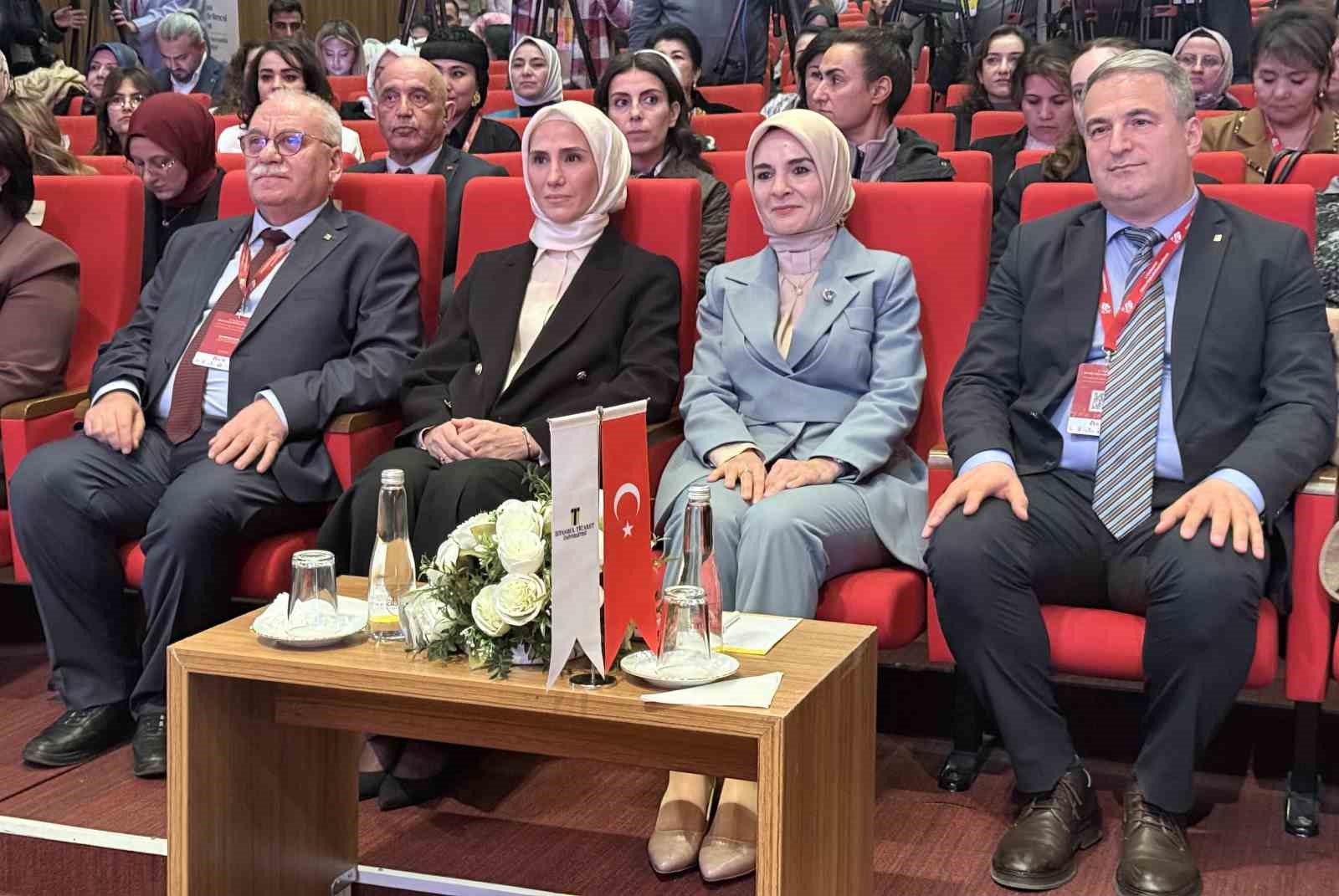Bakan Göktaş: "Türkiye’de nüfusun kendini yenileme eşiğinin altına inmesi artık yapısal bir mesele olduğunu gösteriyor" 7 bakan goktas turkiyede nufusun kendini yenileme esiginin altina inmesi artik yapisal bir mesele oldugunu F1VS7Imi