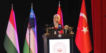 bakan-goktas-turkiyenin-gelecegi-guclu-aile-yapisindan-geciyor-WgSWbcII.jpg
