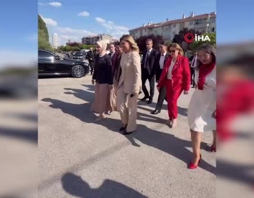 bakan-goktas-ve-ukrayna-devlet-baskaninin-esi-zelenska-turkiyedeki-ukraynali-cocuklari-ziyaret-etti-iB2E58rH.jpg