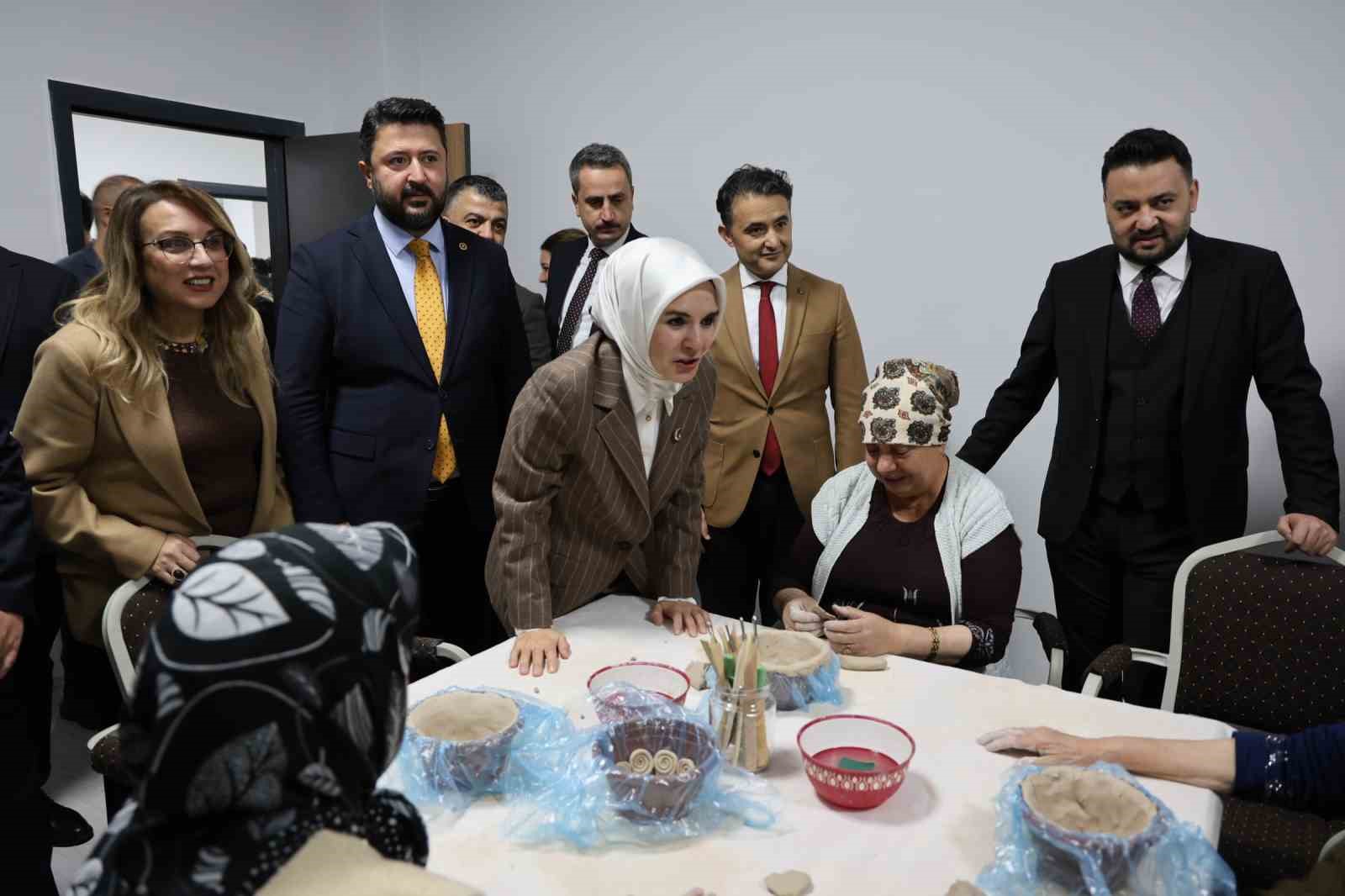 Bakan Göktaş "Yaşlılara yönelik hizmetleri bütüncül bir yaklaşımla sürdürüyoruz" 7 bakan goktas yaslilara yonelik hizmetleri butuncul bir yaklasimla surduruyoruz 3 b79j4hgW
