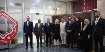 bakan-goktastan-elazigdaki-genc-ciftlere-surpriz-telefon-51-milyon-tllik-dev-destek-PHJzTzaB.jpg