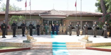 bakan-guler-9uncu-mekanize-piyade-tumen-komutanligini-ziyaret-etti-3DM3yGh1.jpg