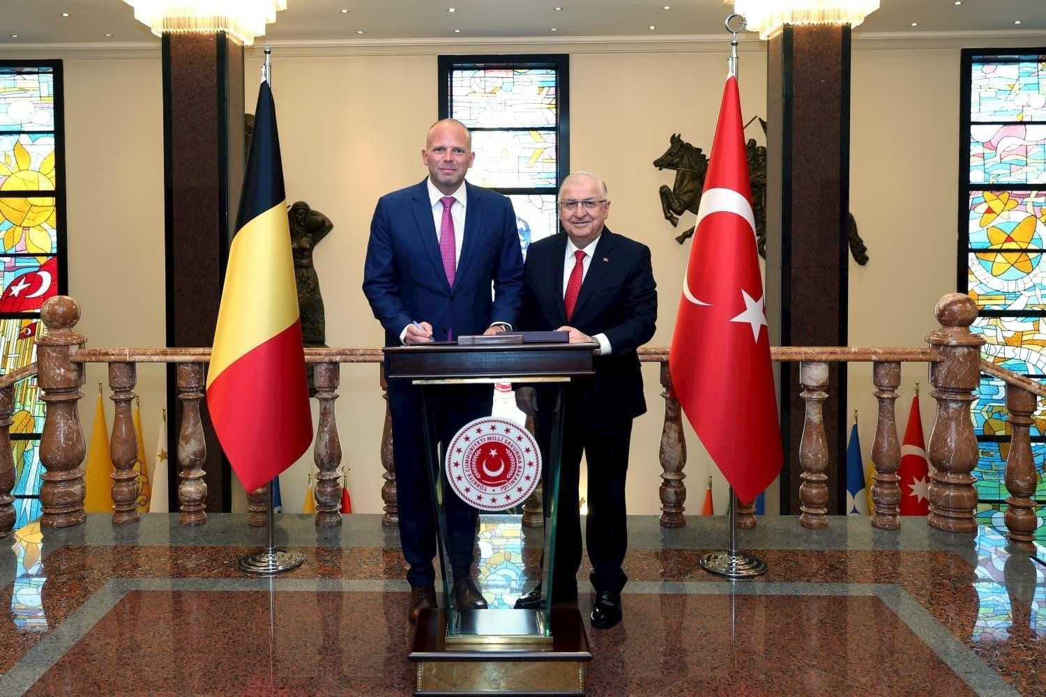 Bakan Güler, Belçika Savunma ve Dış Ticaret Bakanı Francken ile bir araya geldi 7 bakan guler belcika savunma ve dis ticaret bakani francken ile bir araya geldi 3 dygfclPd