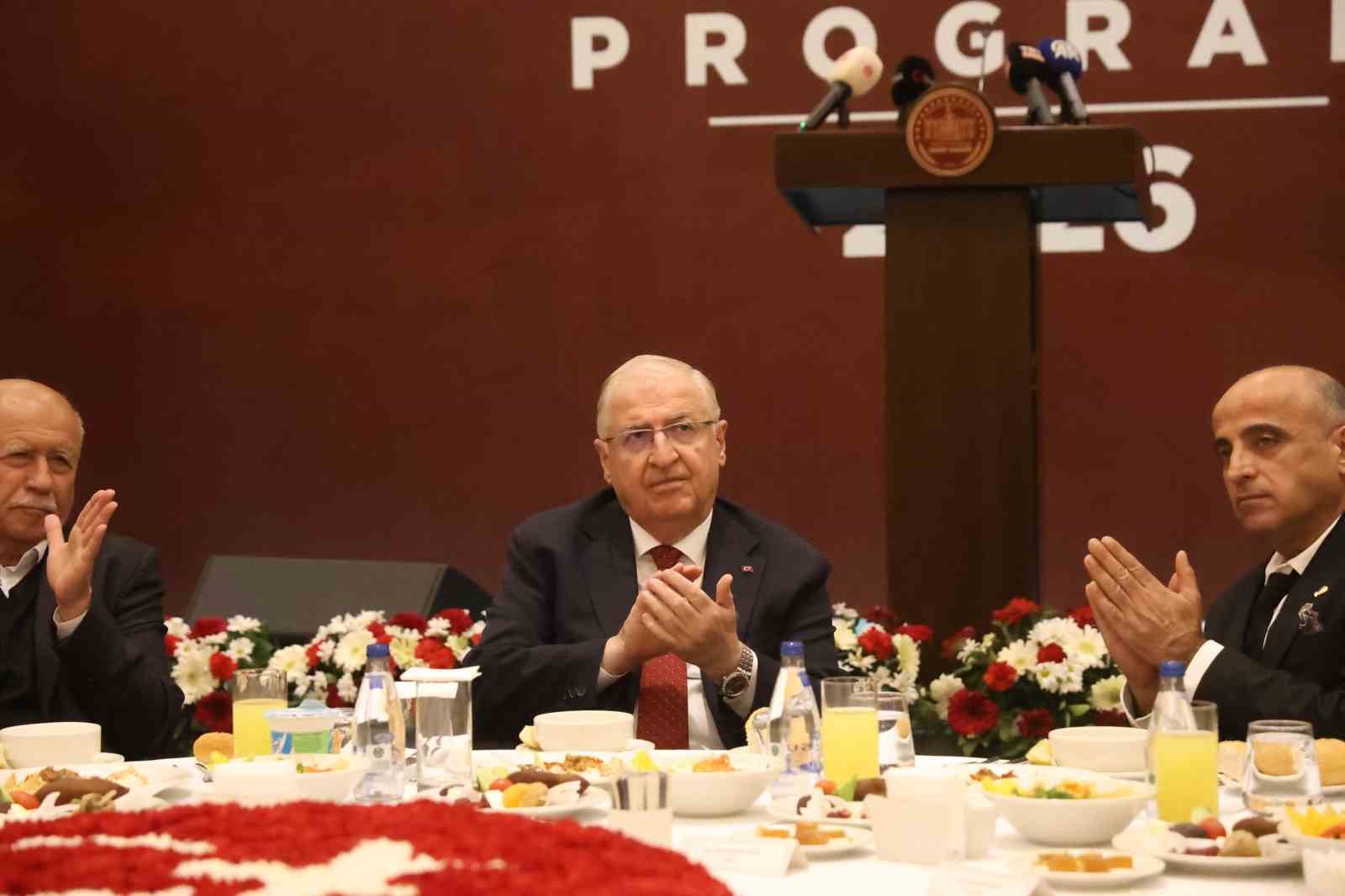 bakan guler bu cografyada barisin teminati guvenligin de en saglam dayanaklarindan biri olmaya devam YAnsaiX3