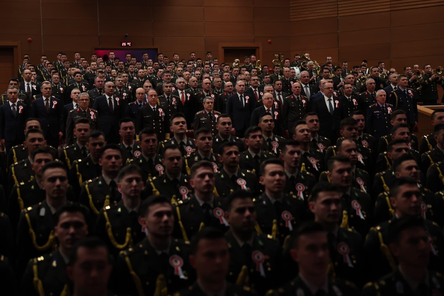 bakan guler cevremizdeki bu ates cemberine ragmen ulkemiz istikrar adasi olma vasfini surduruyor 1 QVlZMKkc