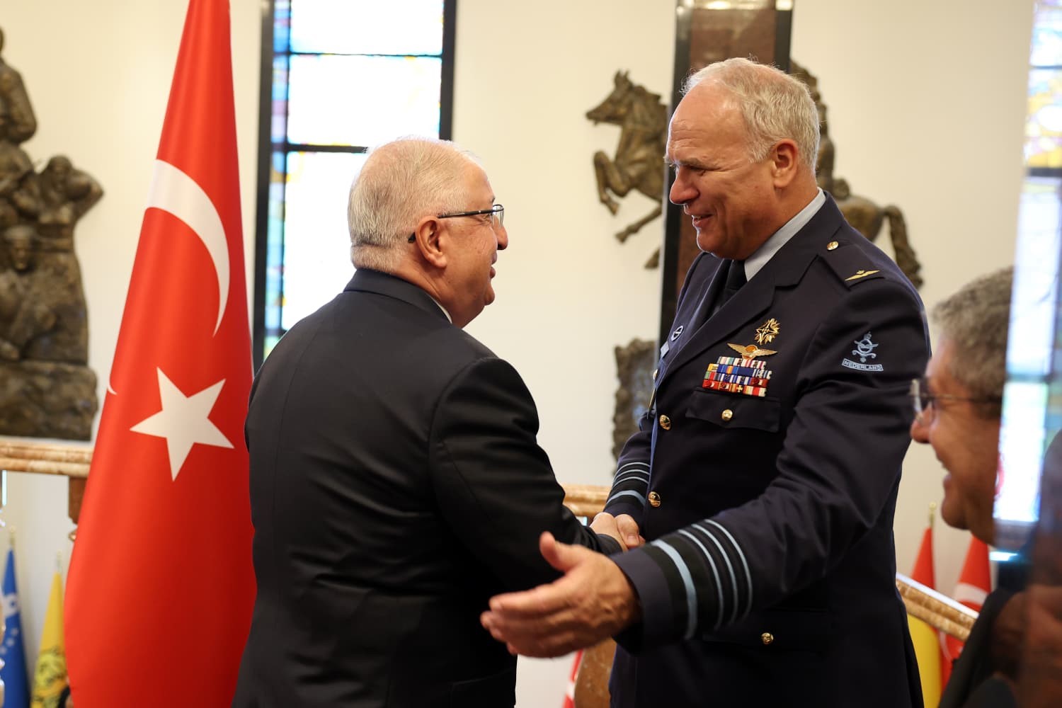 bakan guler hollanda genelkurmay baskani orgeneral eichelsheimi kabul etti 2 bSma4OHN