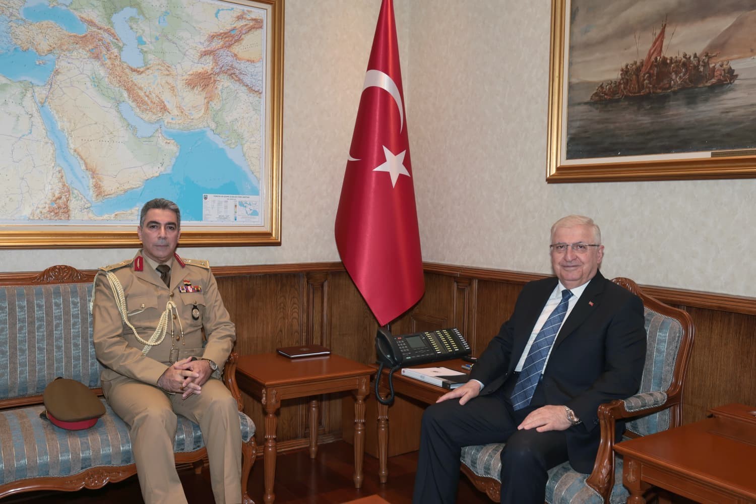 bakan guler irakin ankara asker atasesini kabul etti 0 3qhR7Bc6