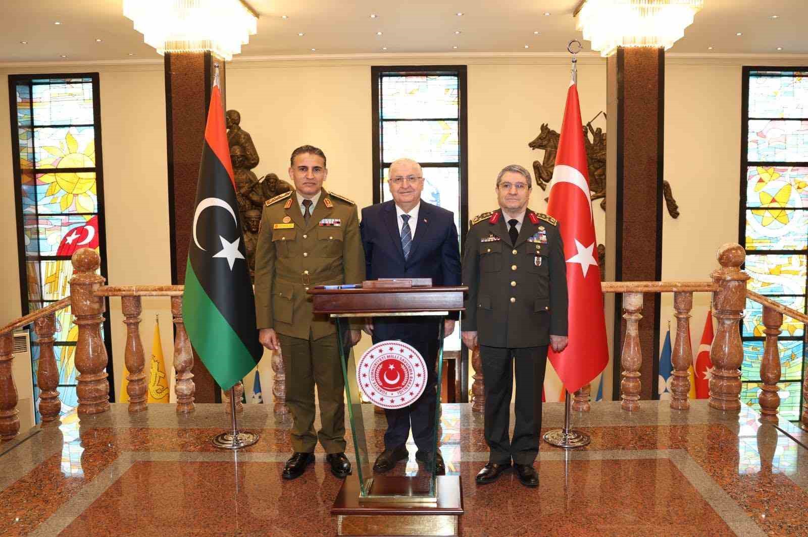bakan guler libya genelkurmay baskan vekili al namroushu kabul etti 3 aN6R2UzI