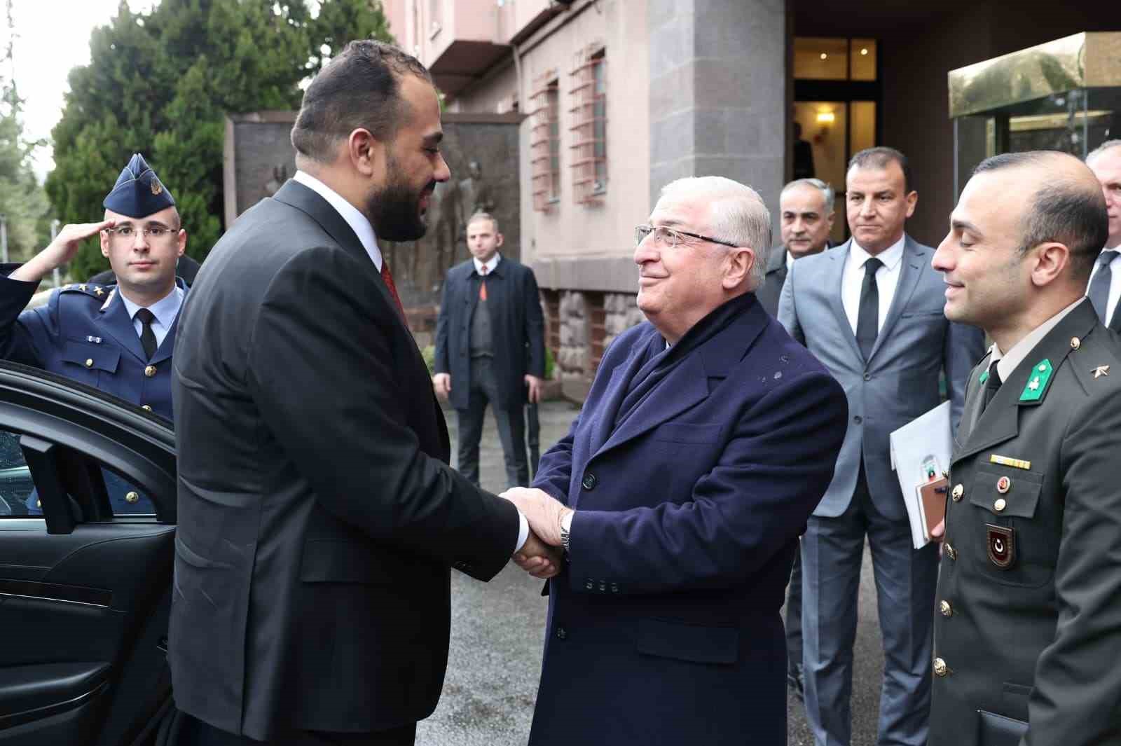 bakan guler libya savunma bakan vekili zubiyi kabul etti 3 nZOmuTIE
