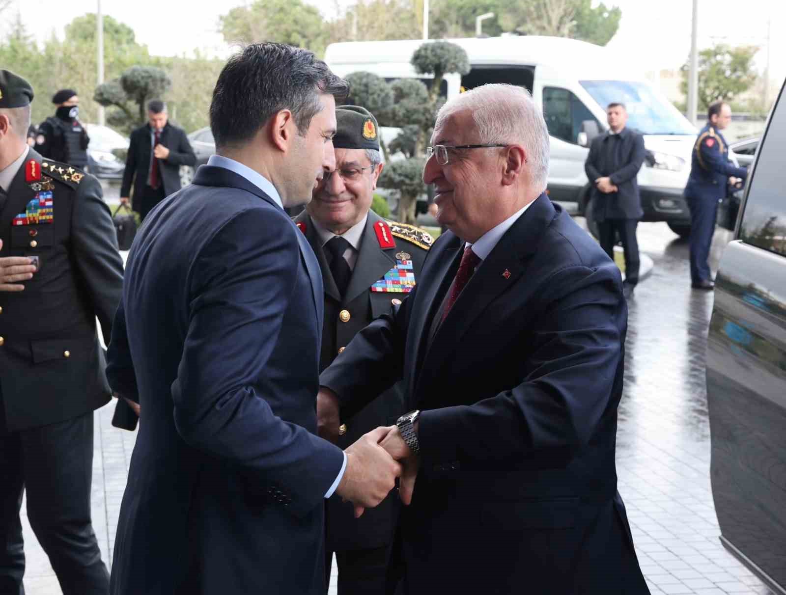bakan guler merhum ozdemir bayraktar anisina hazirlanan belgeseli izledi 0 9yrhPNnB