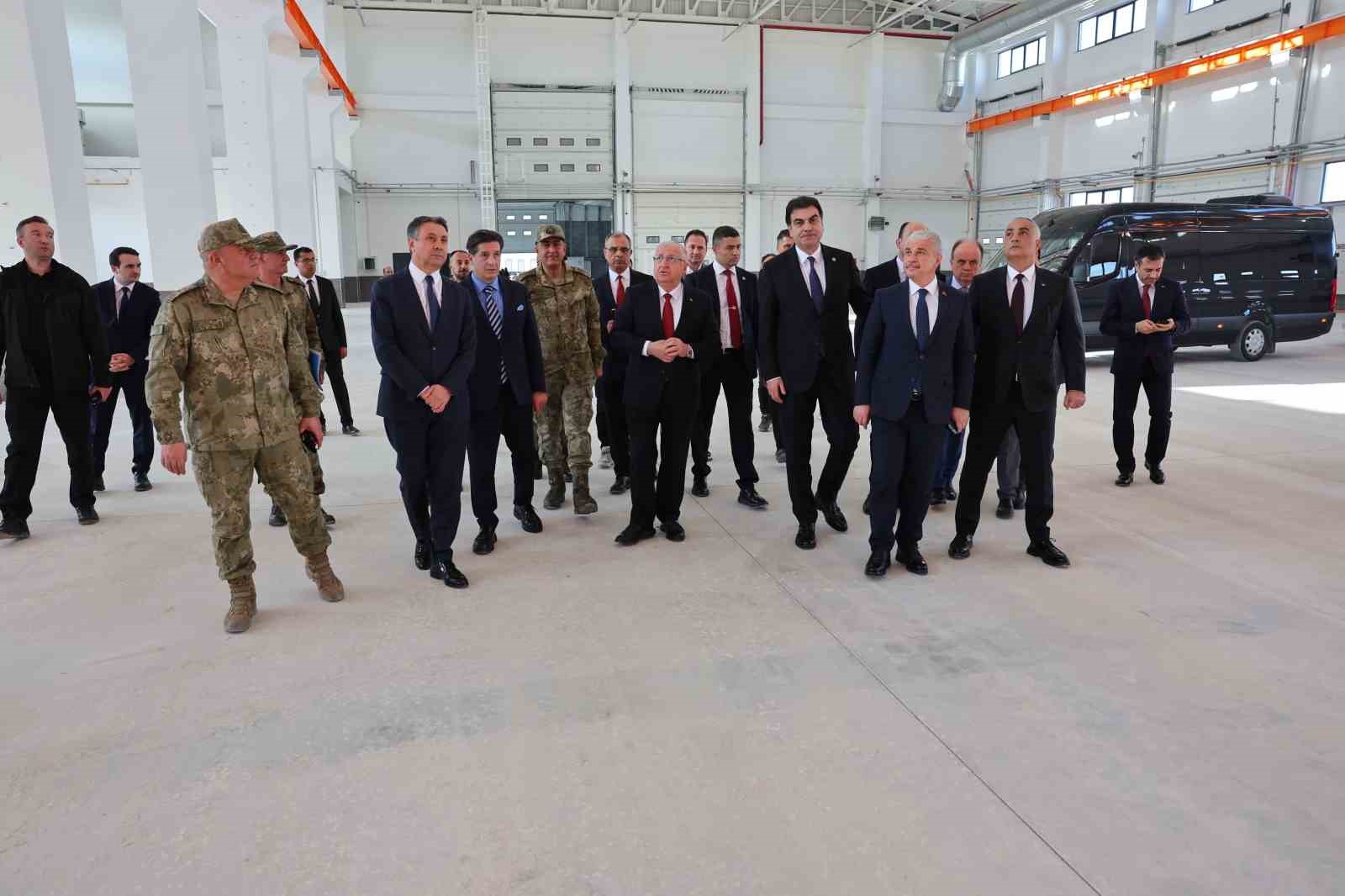 bakan guler savunma sanayisi tedarikci bulusmalari programina katildi 1