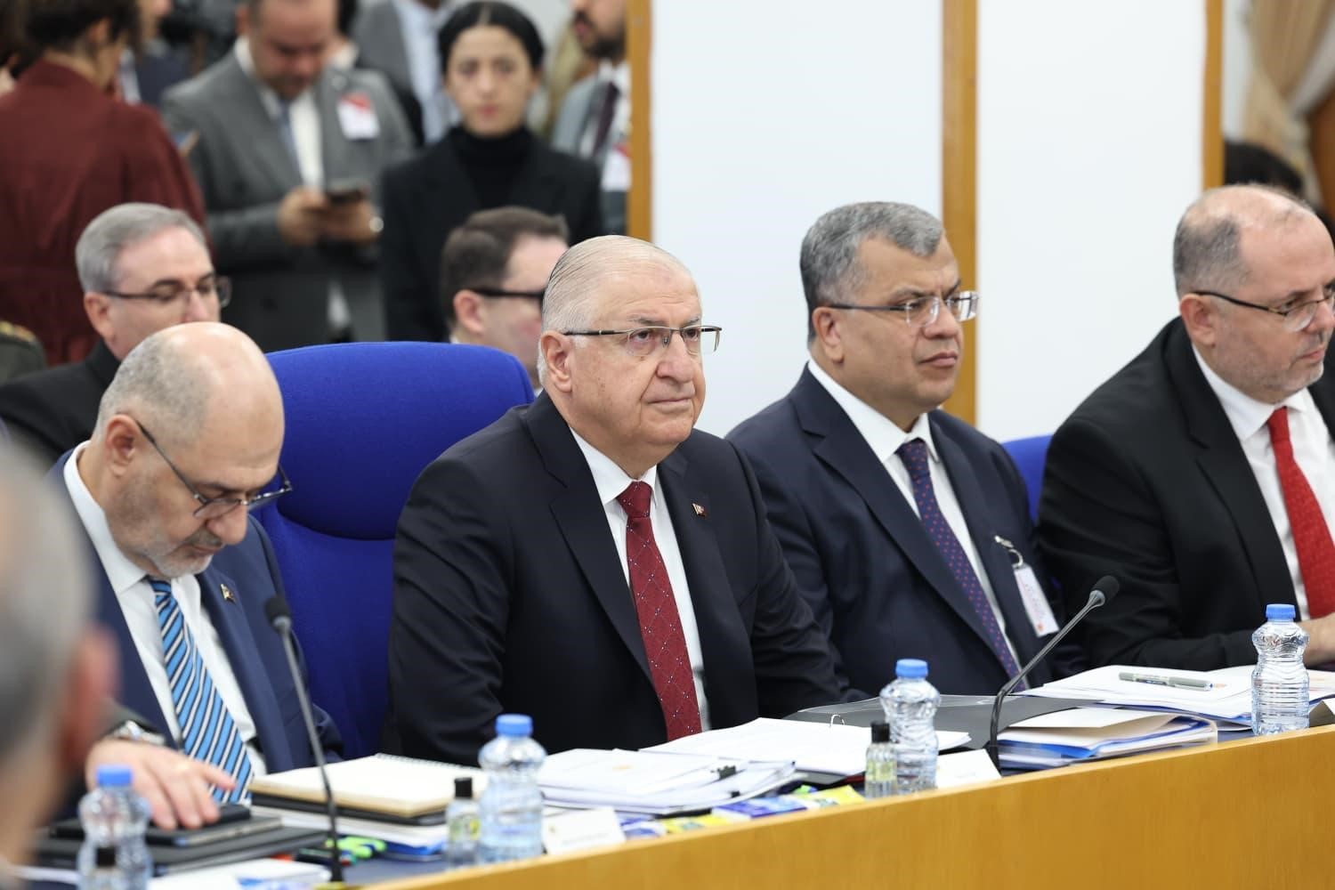 bakan guler terorle mucadelemiz ulkemizin guvenligi bolgemizin huzur ve istikrari icin tavizsiz bir sekilde QebgJ39T