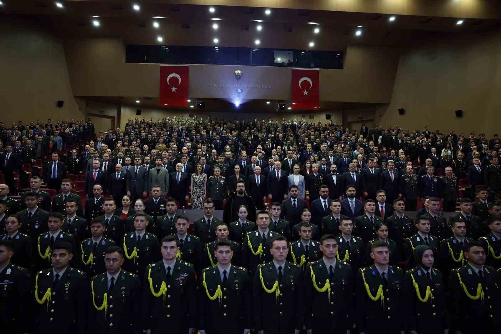 bakan guler tsknin disiplin anlayisi dogrudan milletimize aktarilacak 3 6SeLN6He