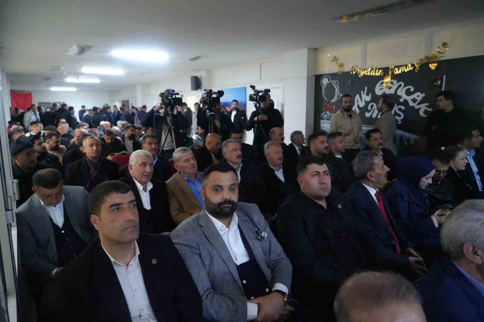 bakan guler turkiye catismanin degil barisin ve sagduyunun tarafinda yer almaktadir 5